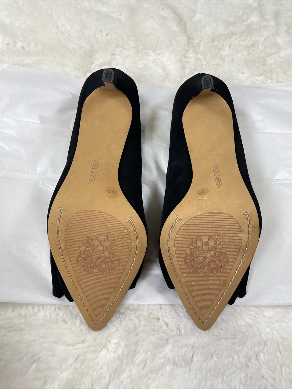 Vince Camuto classic pointed